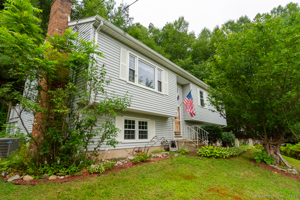 585 Perkins Street  Bristol CT 06010 photo