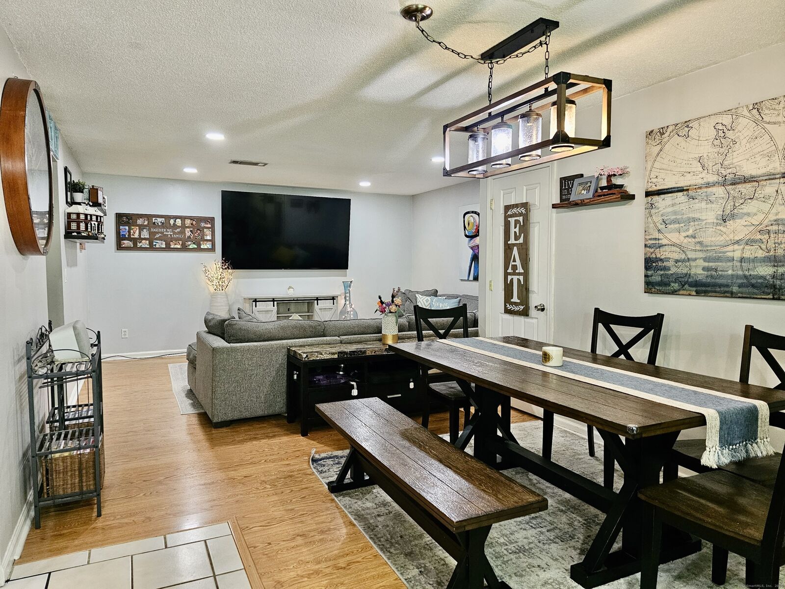 Property Photo: 140 Thompson Street Apt 3A CT 06513