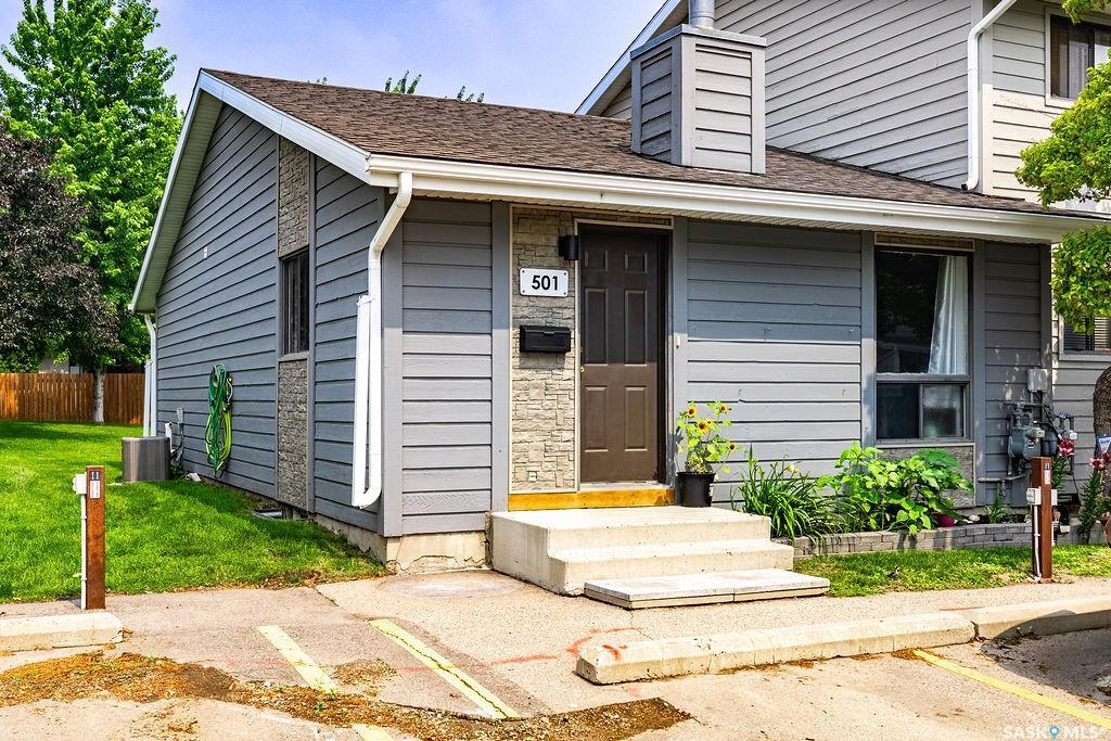 145 Sandy Court 501  Saskatoon SK S7K 6P8 photo