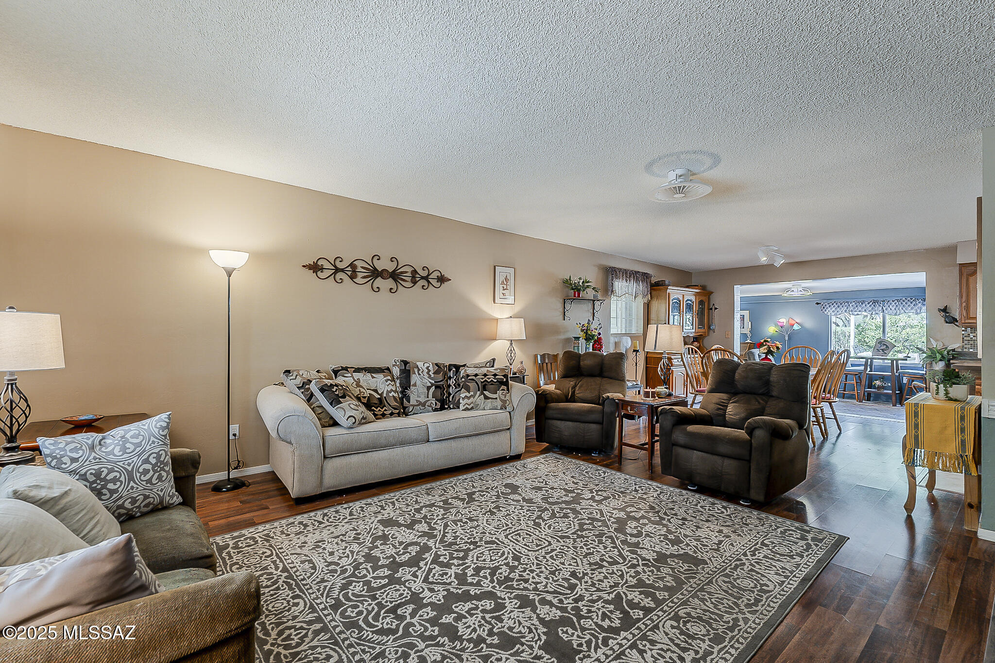 Property Photo: 273 E La Huerta AZ 85614