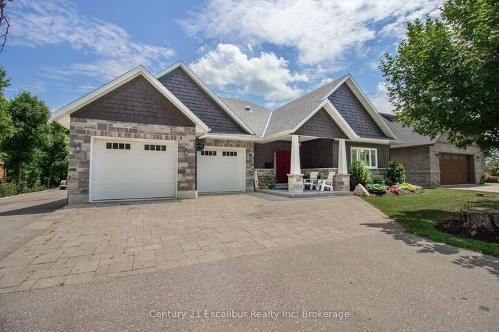 Property Photo:  566 St. Patrick Street E  ON N1M 1N2 