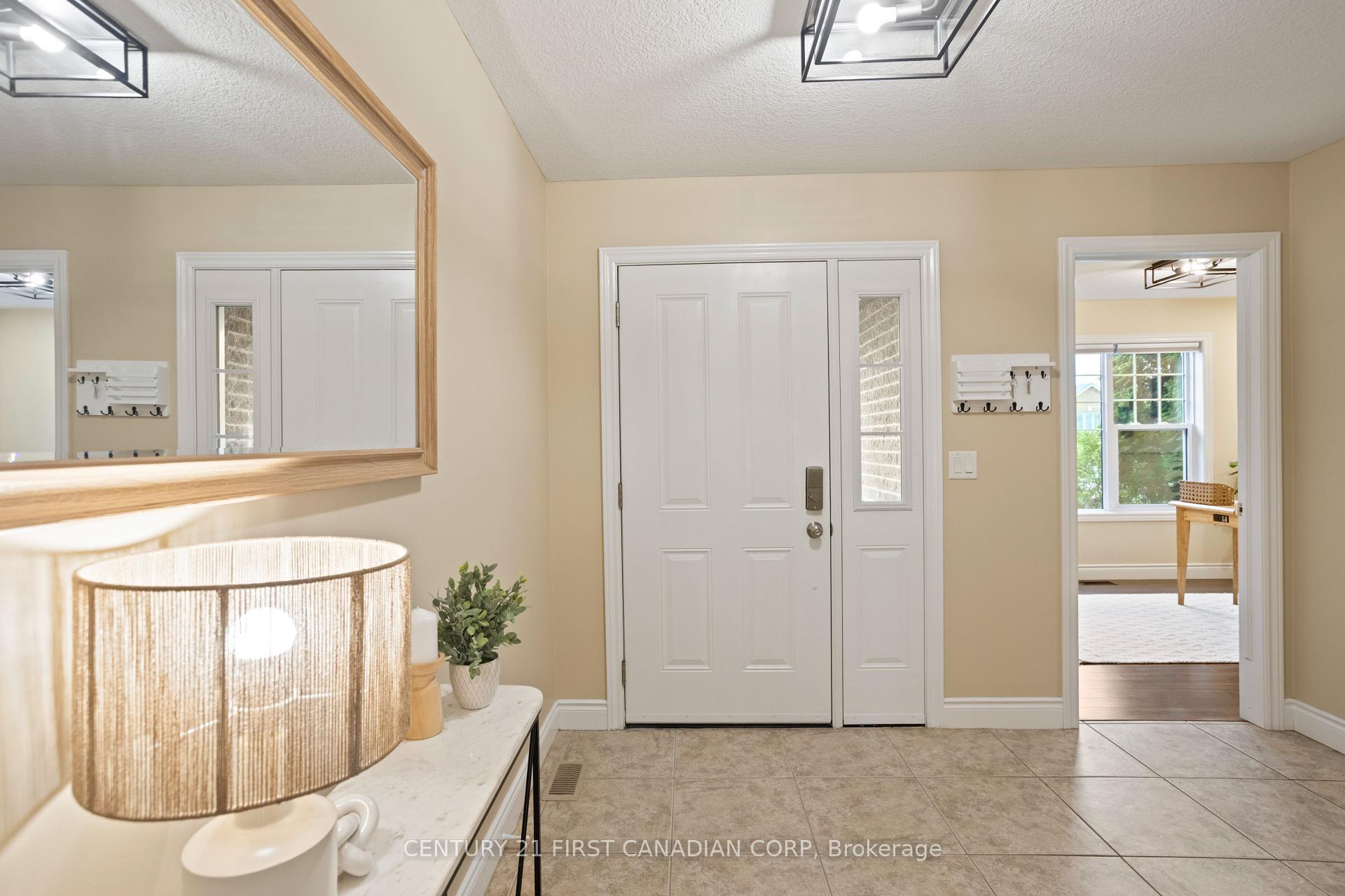 Property Photo: 18 Trillium Crescent ON N4X 0A2