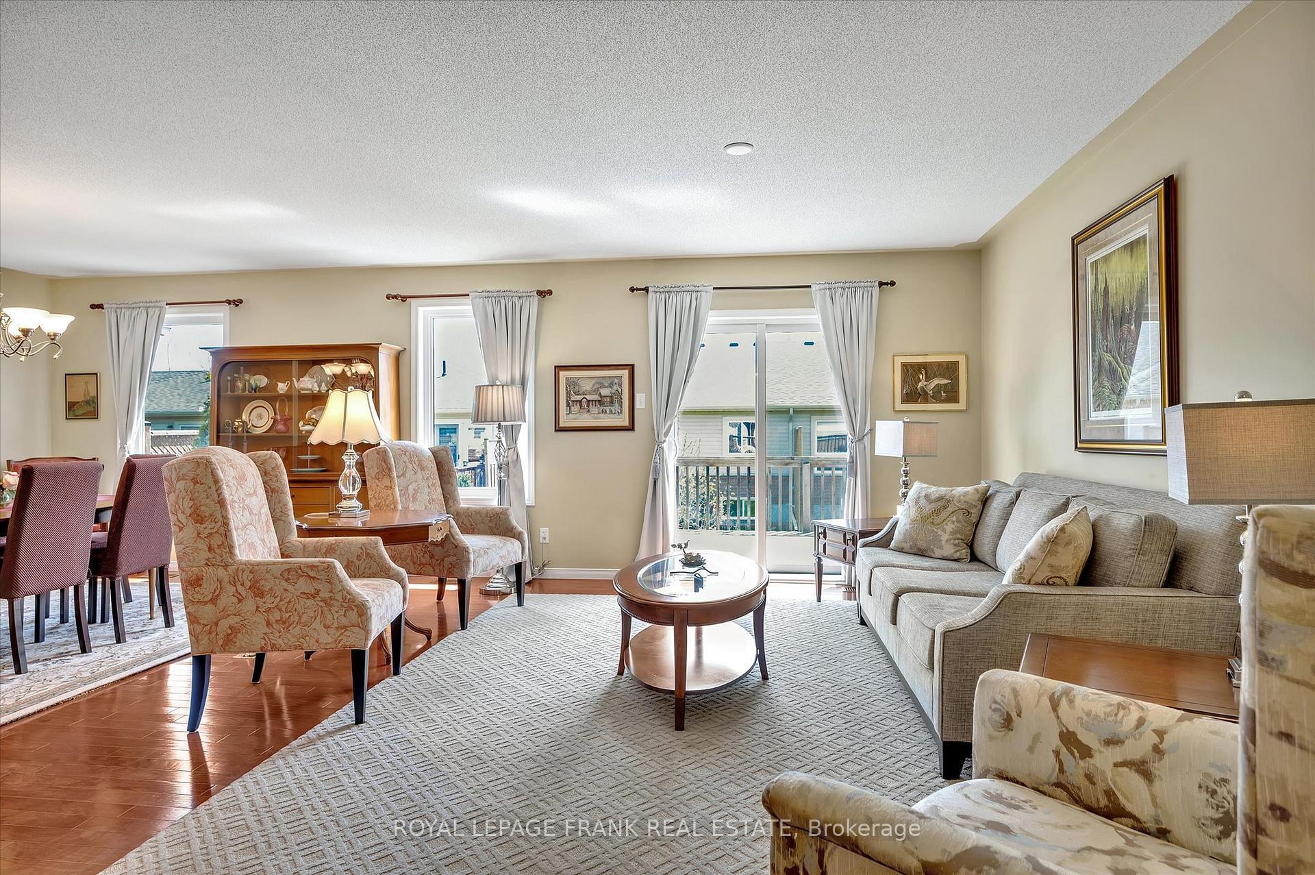 Property Photo: 877 Wentworth Street 12 ON K9J 8R7