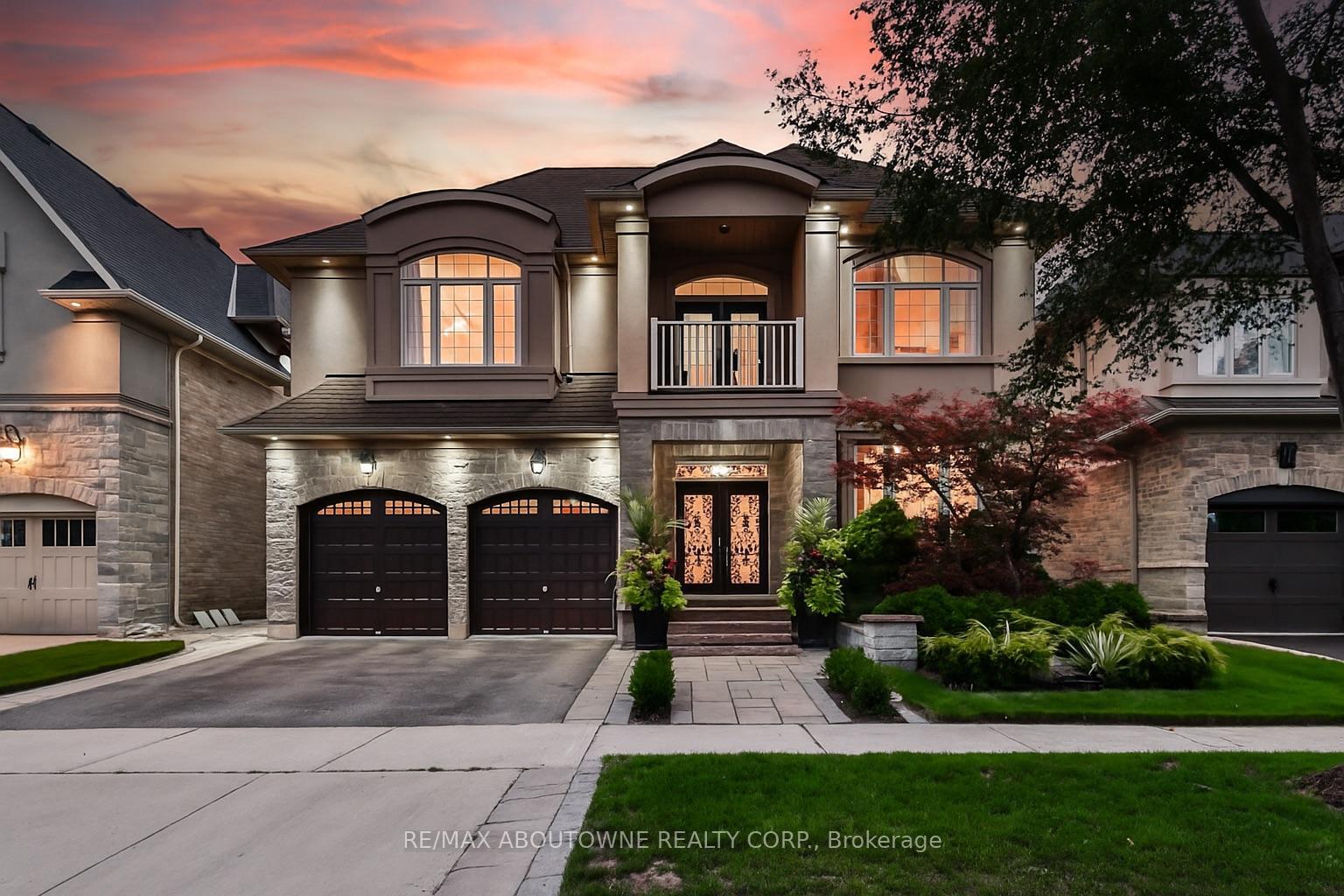 Property Photo: 526 Hidden Trail ON L6M 0N3
