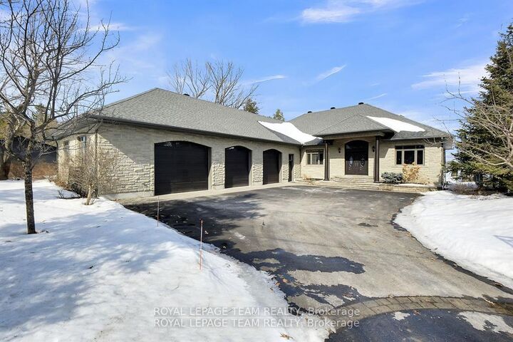 Property Photo:  3886 Armitage Avenue  ON K0A 1T0 