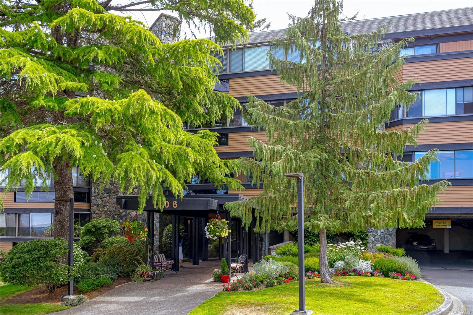 Property Photo: 1106 Glenora Pl 304 BC V8P 2C3