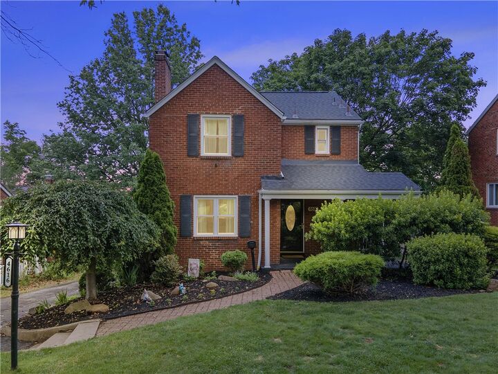 4616 W Barlind Dr  Whitehall PA 15227 photo