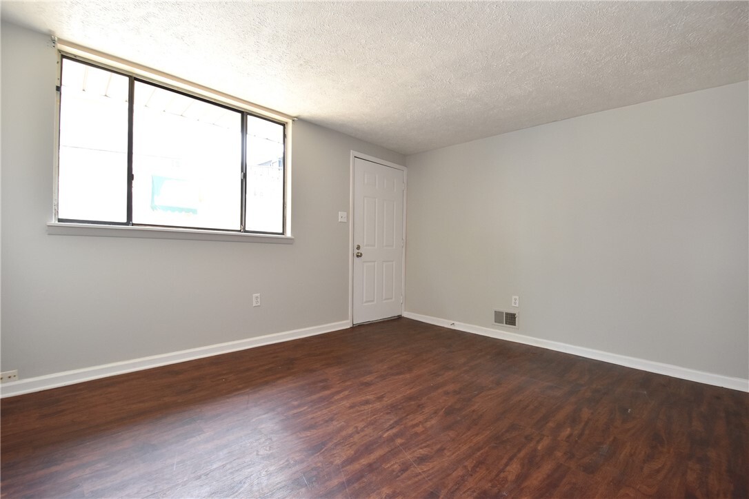 Property Photo: 86-88 S 11th St PA 15203