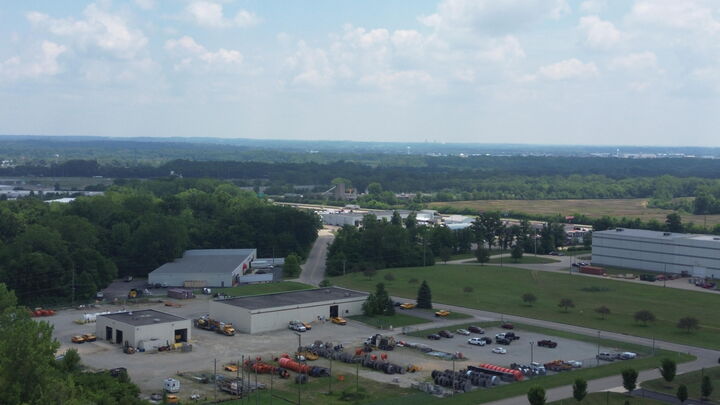 Property Photo:  