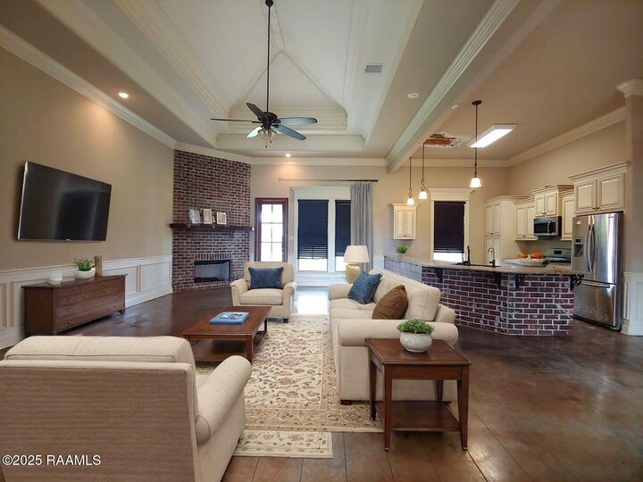 Property Photo: 113 Thomas Oak Drive LA 70525