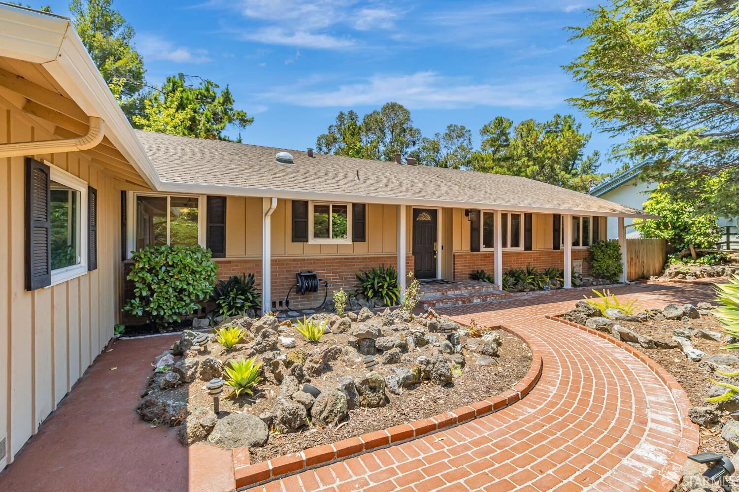 Property Photo:  1426 Bel Aire Road  CA 94402 