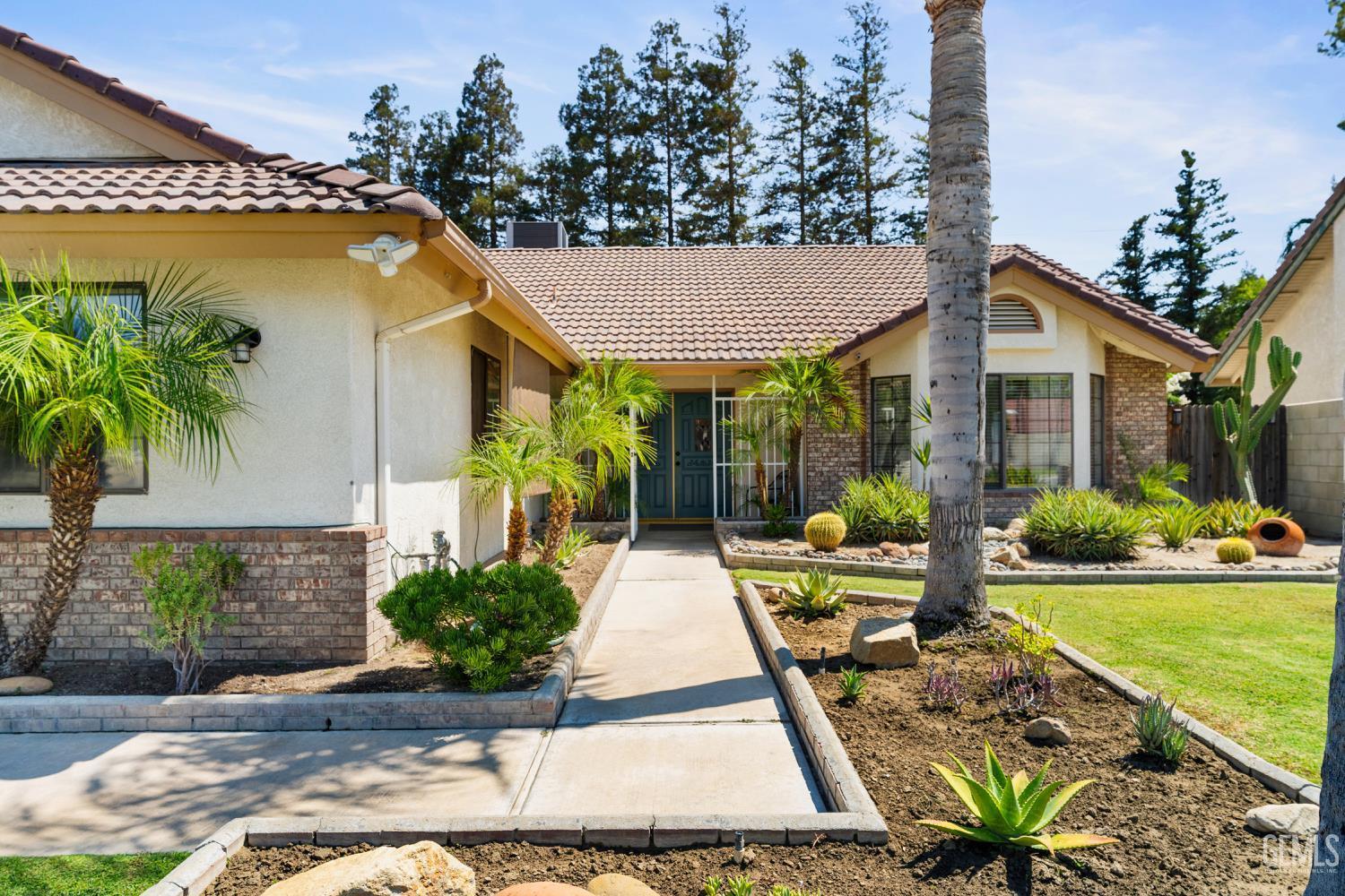Property Photo: 9401 Eagle Oak Road CA 93311