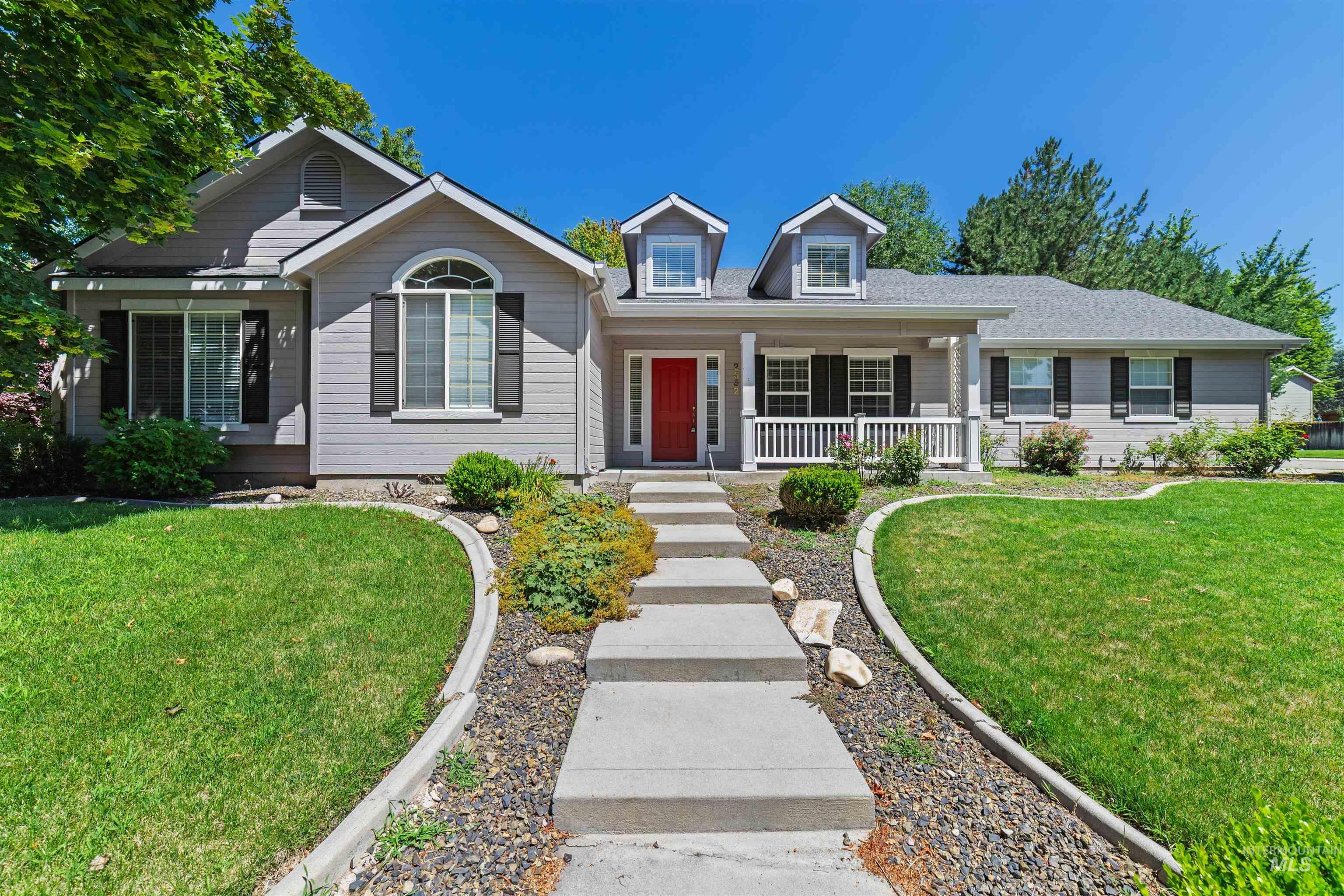 Property Photo:  2552 E Brierfield Drive  ID 83616 