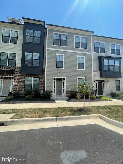Property Photo: 303 Willis Street VA 22401