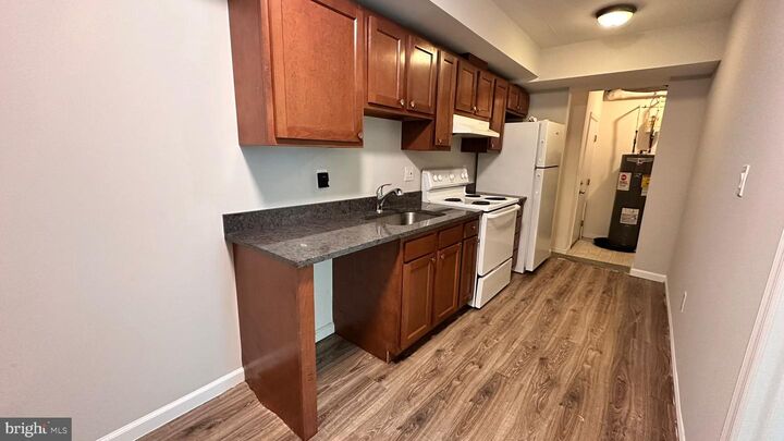 Property Photo:  2808 Pomeroy Road SE 4  DC 20020 