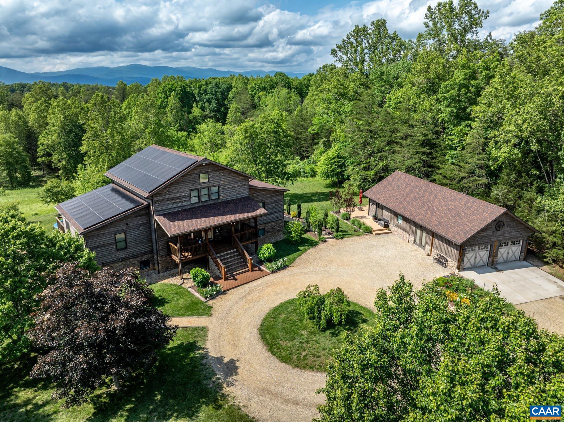 Property Photo: 301 Sycamore Ln VA 22968