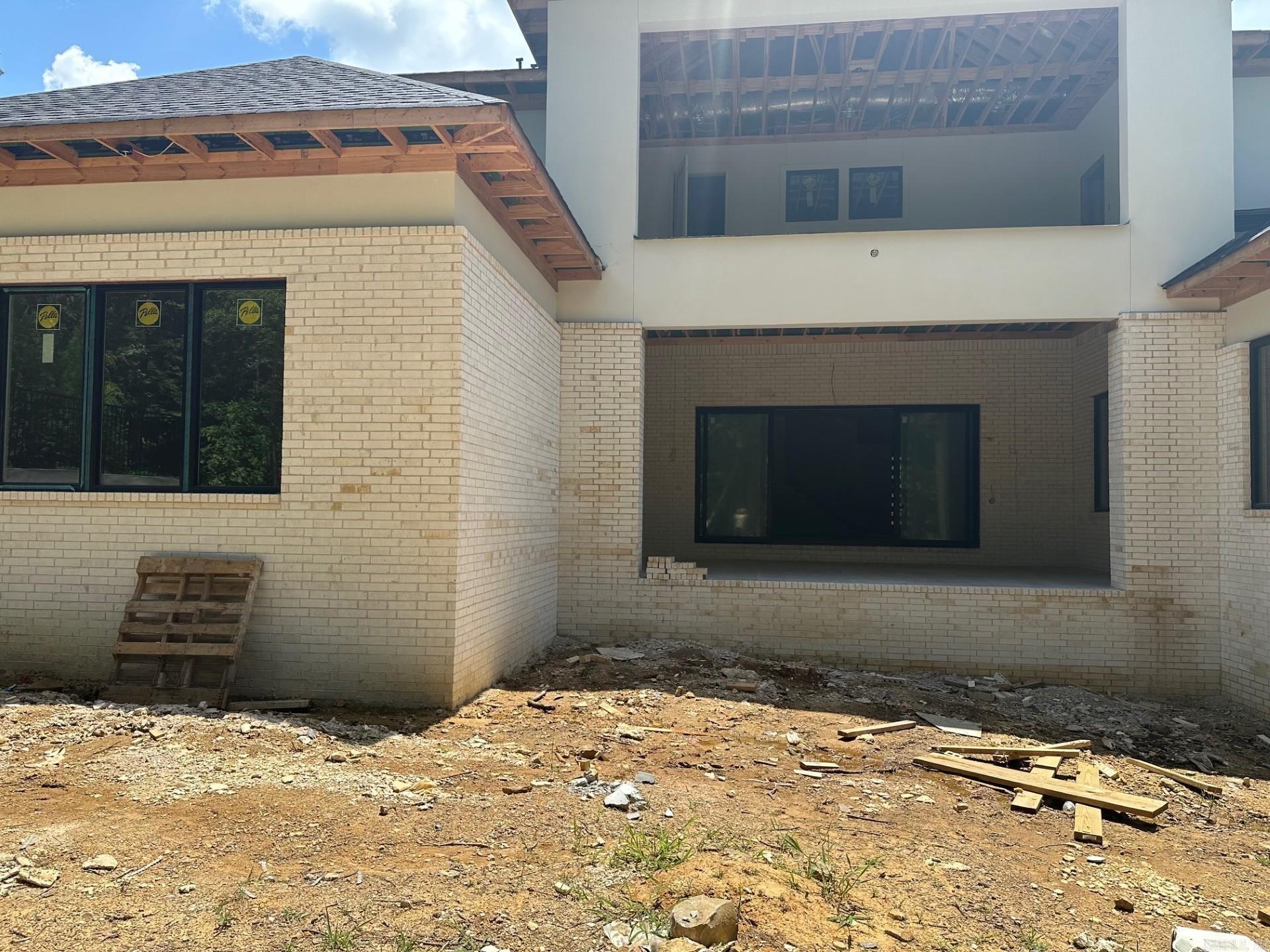 Property Photo: 32 Mereville Place AR 72223