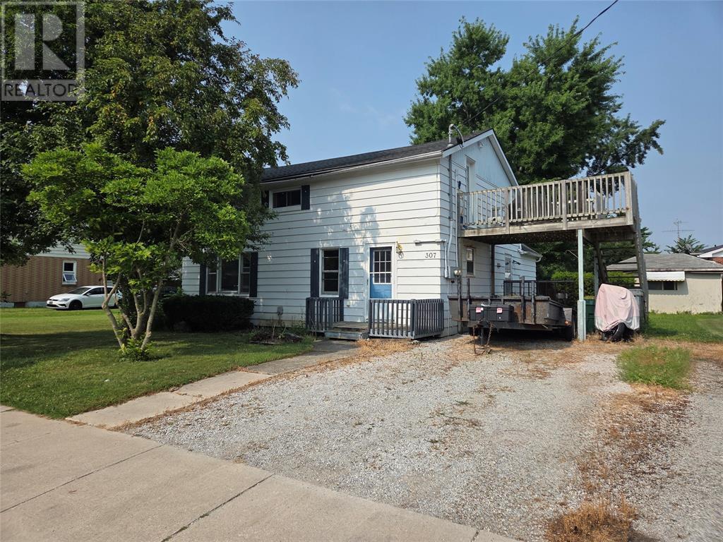 Property Photo: 307 Eureka Street ON N0N 1R0