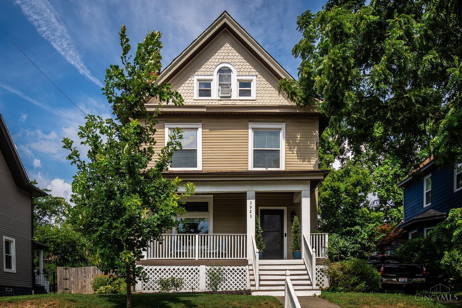 Property Photo: 3923 S Madison Avenue OH 45213