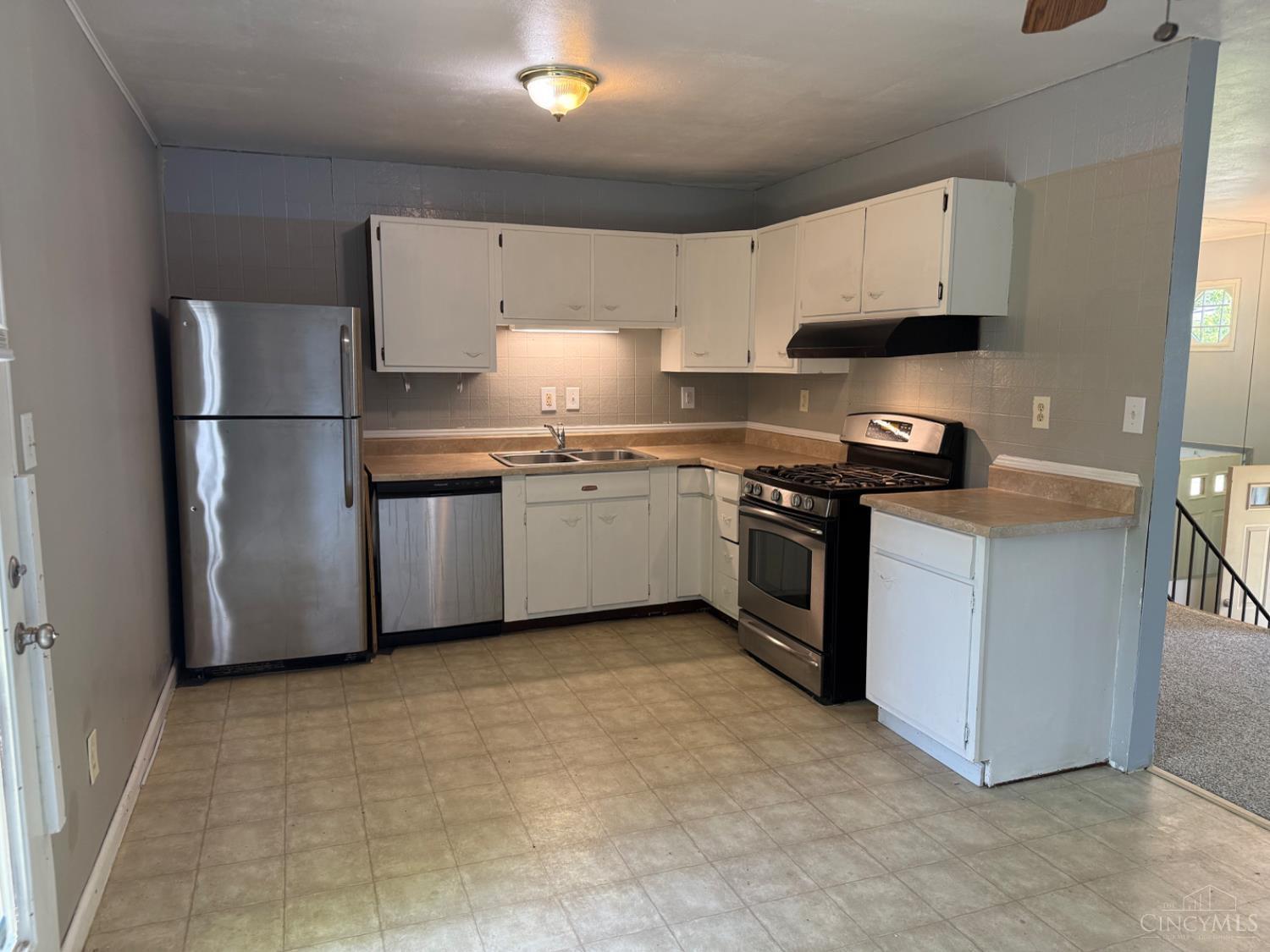 Property Photo:  2845 Brampton Drive  OH 45251 