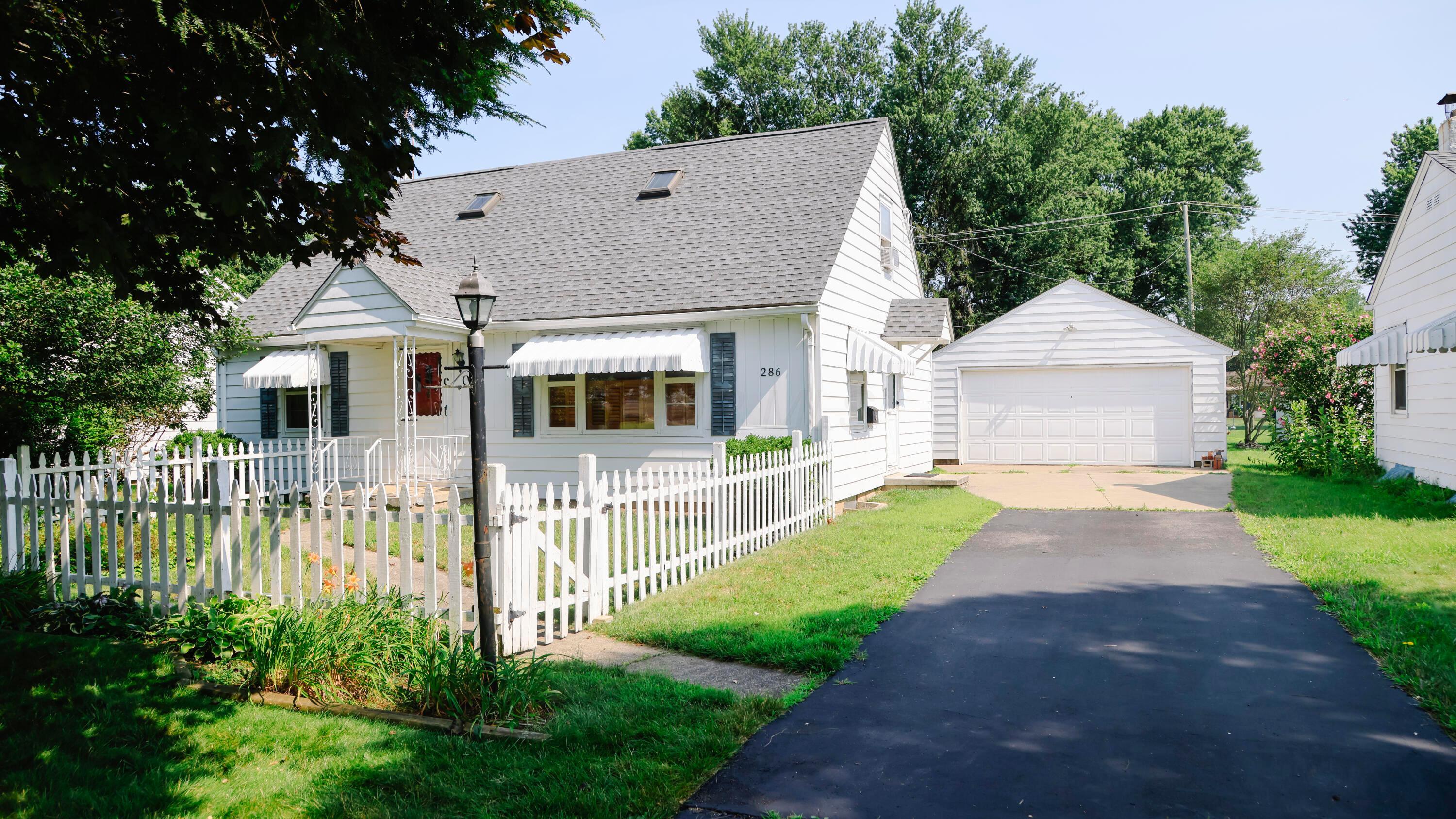 Property Photo: 286 Van Tassell Avenue OH 43055