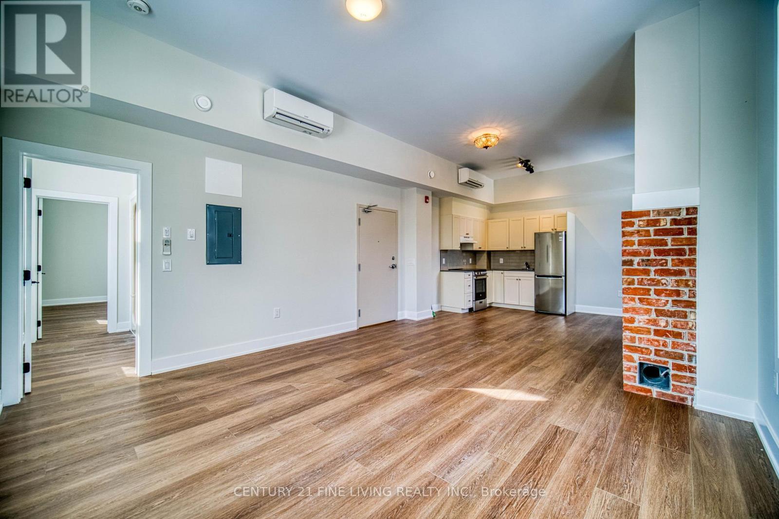 Property Photo: 1614 Ridge Road East 202 ON L0L 1T0