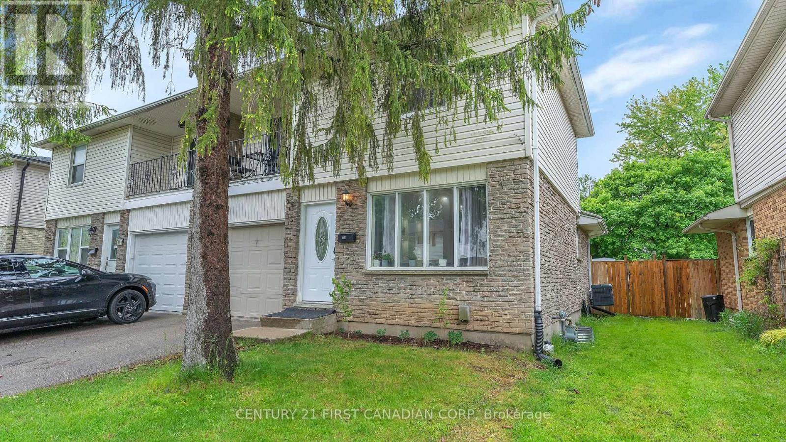 Photo de la propriété:  158 Augusta Crescent  ON N6E 2E1 