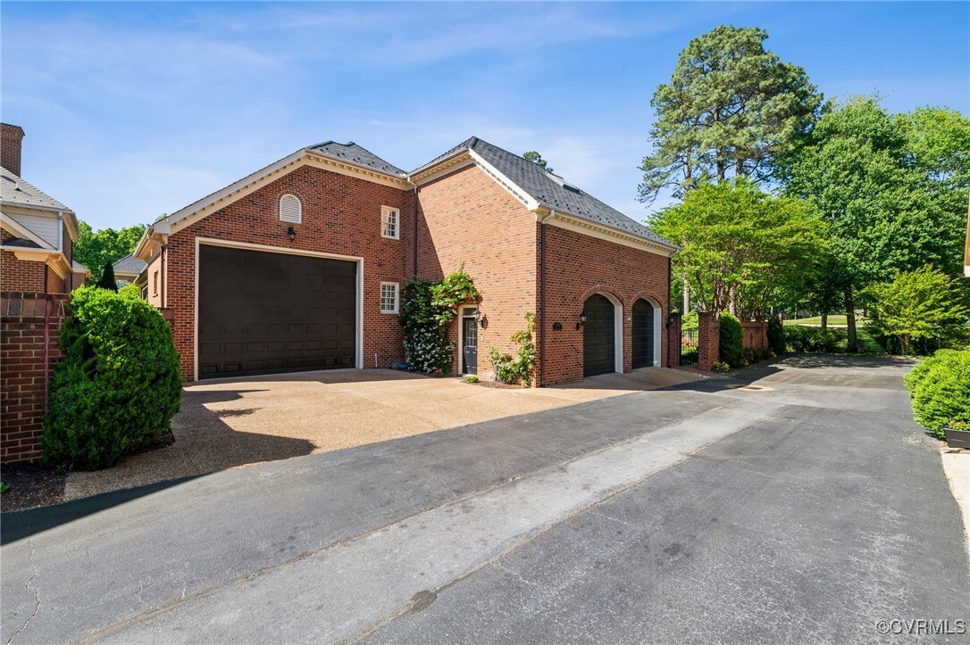 Property Photo:  13901 Dunkeld Terrace  VA 23113 