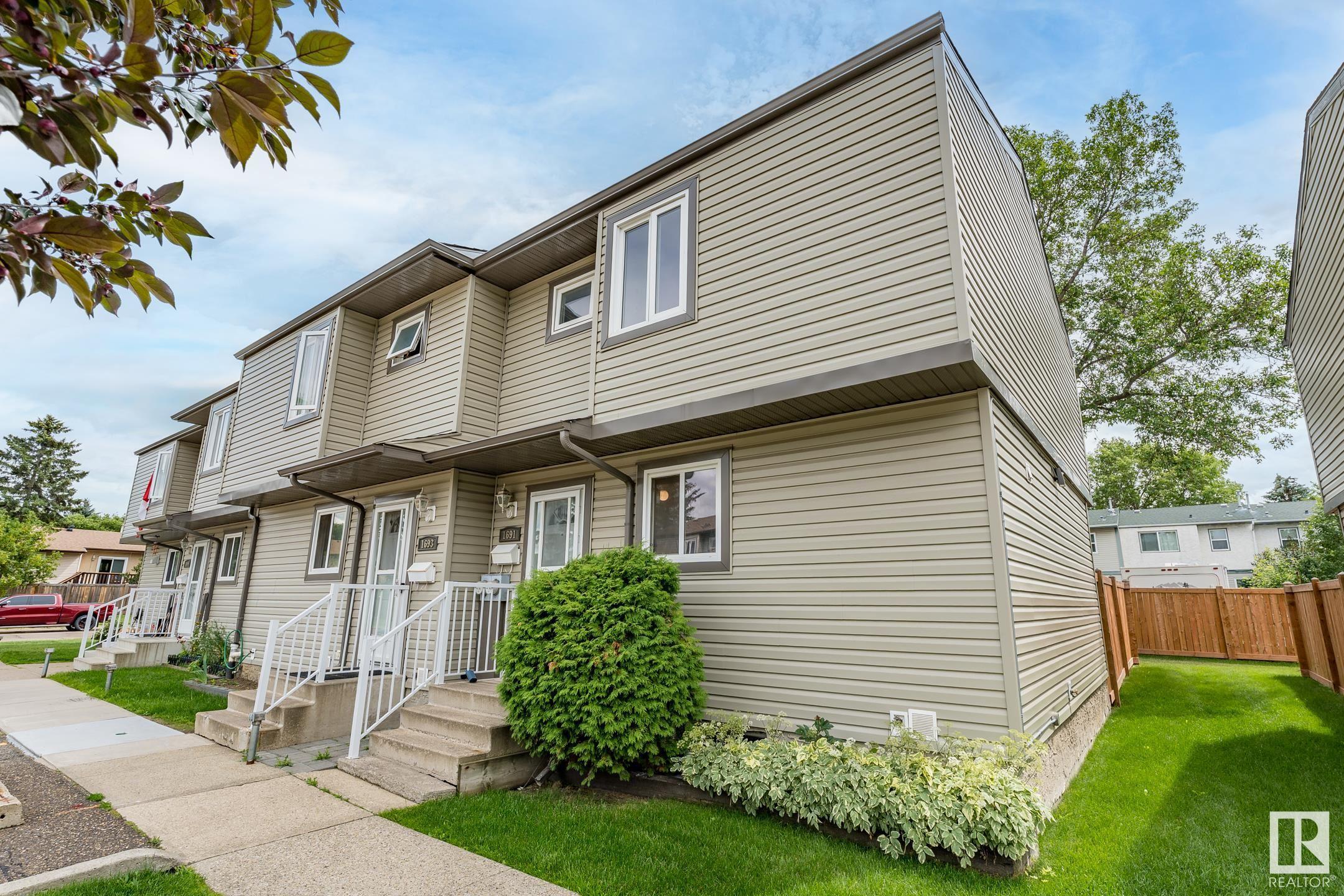 Property Photo:  1691 Lakewood Road NW  AB T6K 3B9 