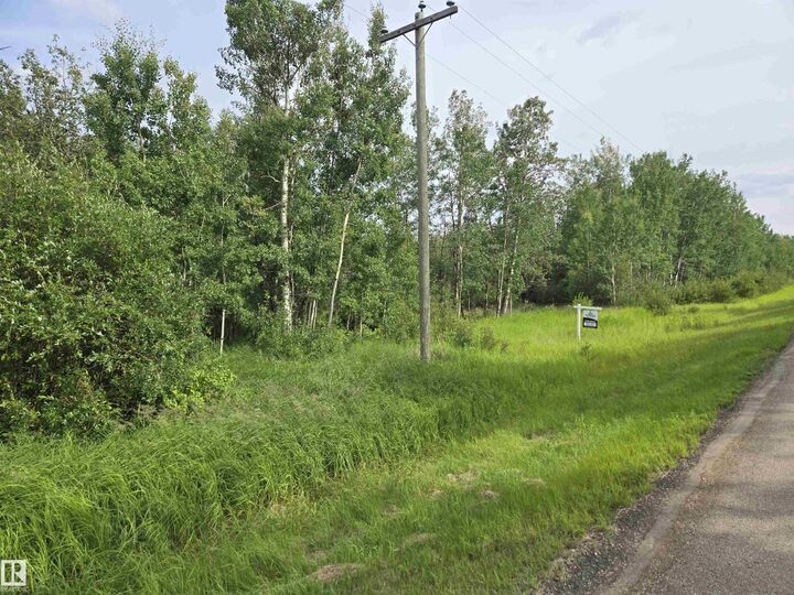 Property Photo: 51123 Rge Road 222 AB T8C 1G9