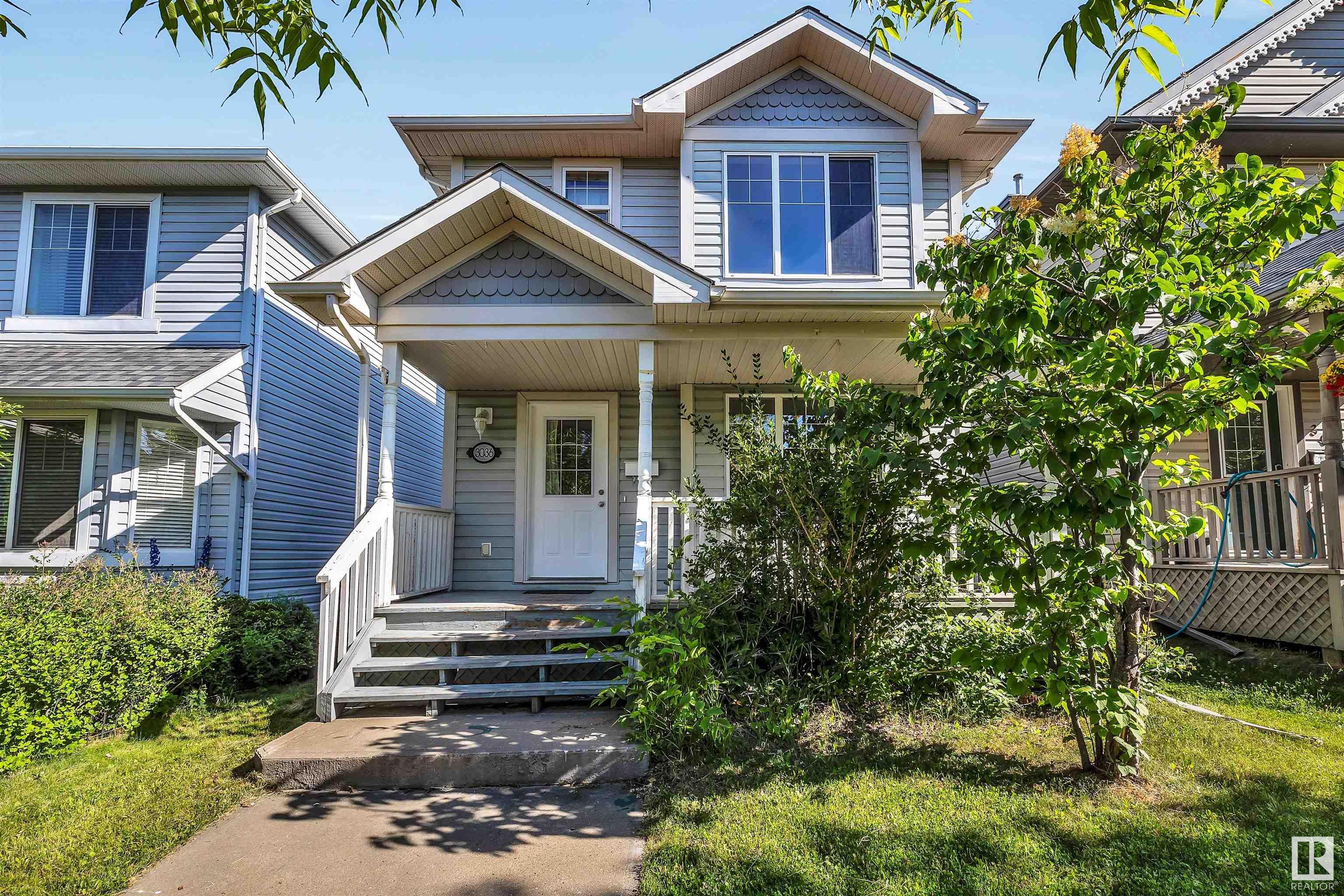 Property Photo:  3036 Trelle Crescent NW  AB T6R 3M8 