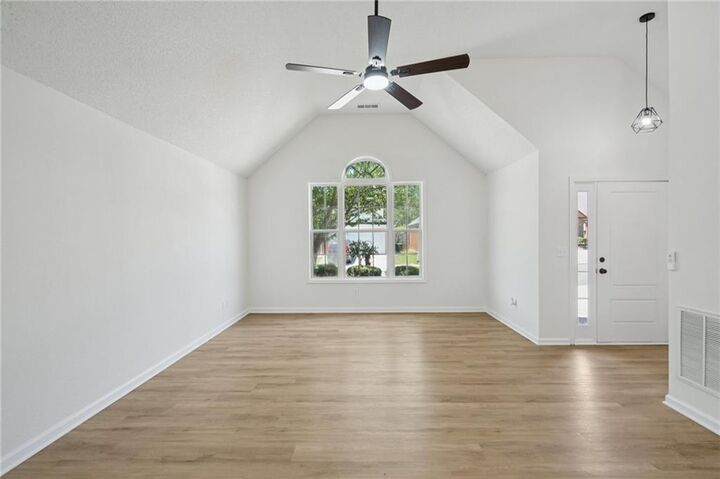 Property Photo:  2733 Newtons Crest Circle  GA 30078 