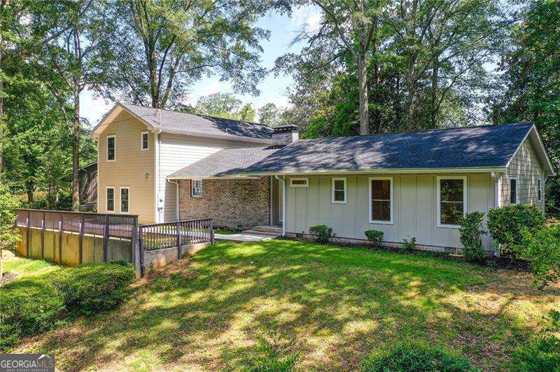 6405 Cherry Tree Lane  Atlanta GA 30328 photo