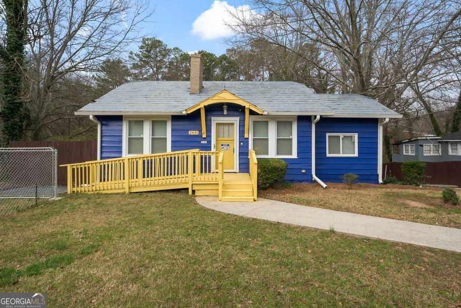 Property Photo:  2431 Fairburn Road SW  GA 30331 