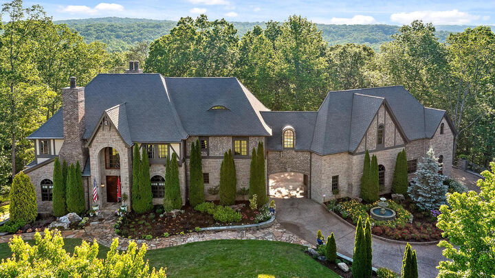 4405 Hawk Ridge Court  Signal Mountain TN 37377 photo