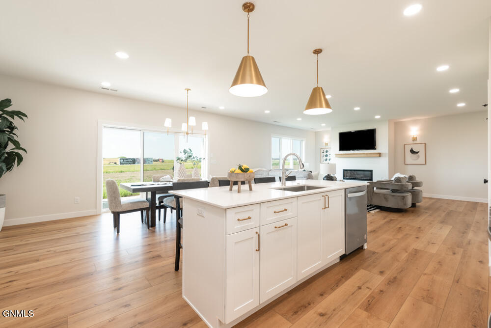Property Photo: 5813 Davies Drive ND 58503