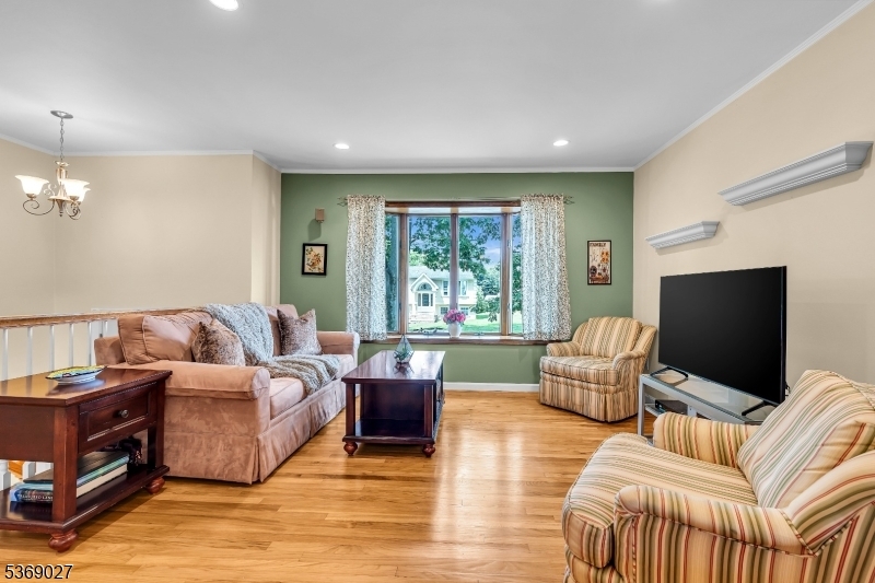 Property Photo:  51 Bradford Rd  NJ 08816 