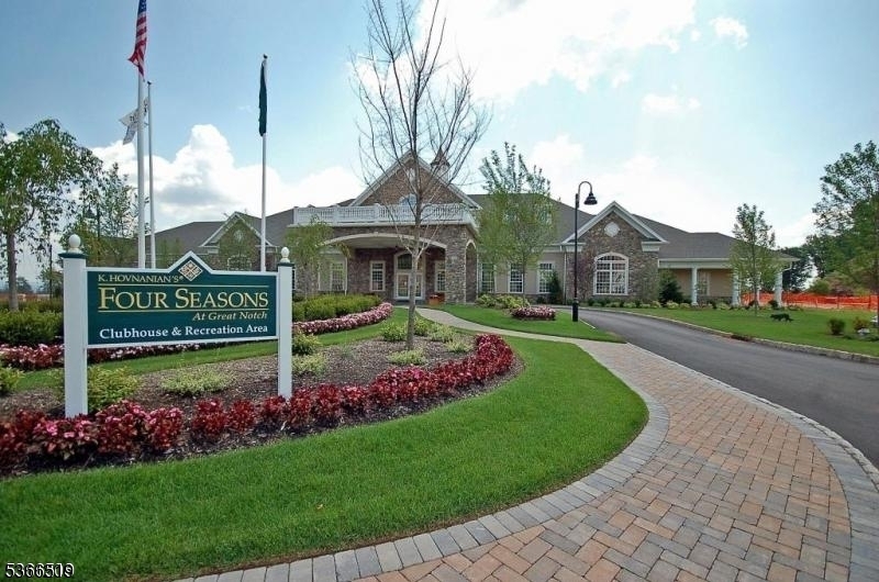 Property Photo:  50 Quarry Dr 50  NJ 07424 