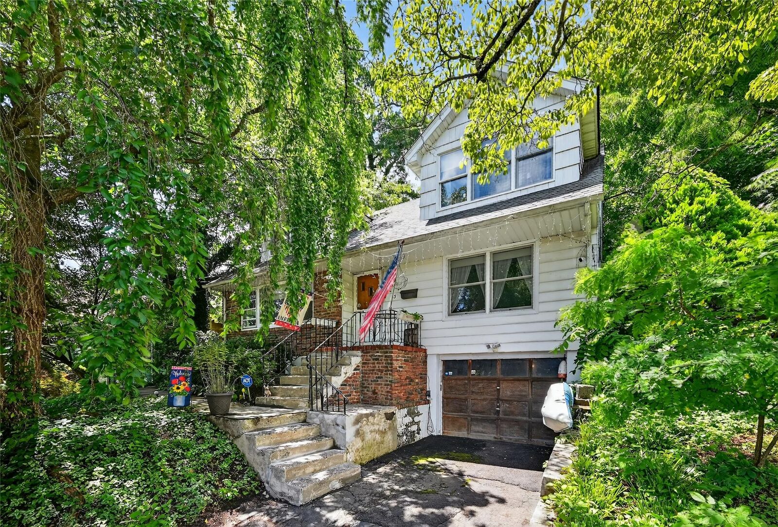 Property Photo: 13 Lindbergh Lane NY 10956