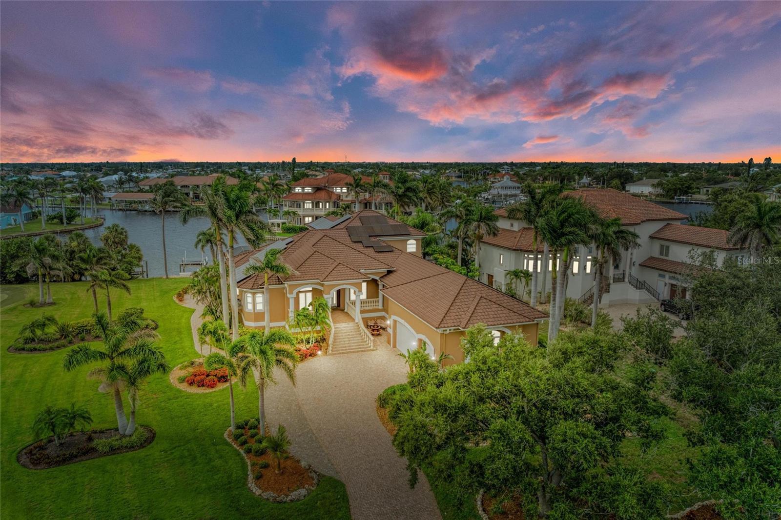 Property Photo:  4531 Grassy Point Boulevard  FL 33952 