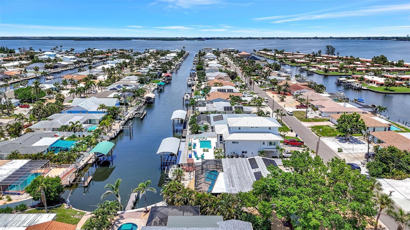 Property Photo: 4216 Royal Palm Drive FL 34210