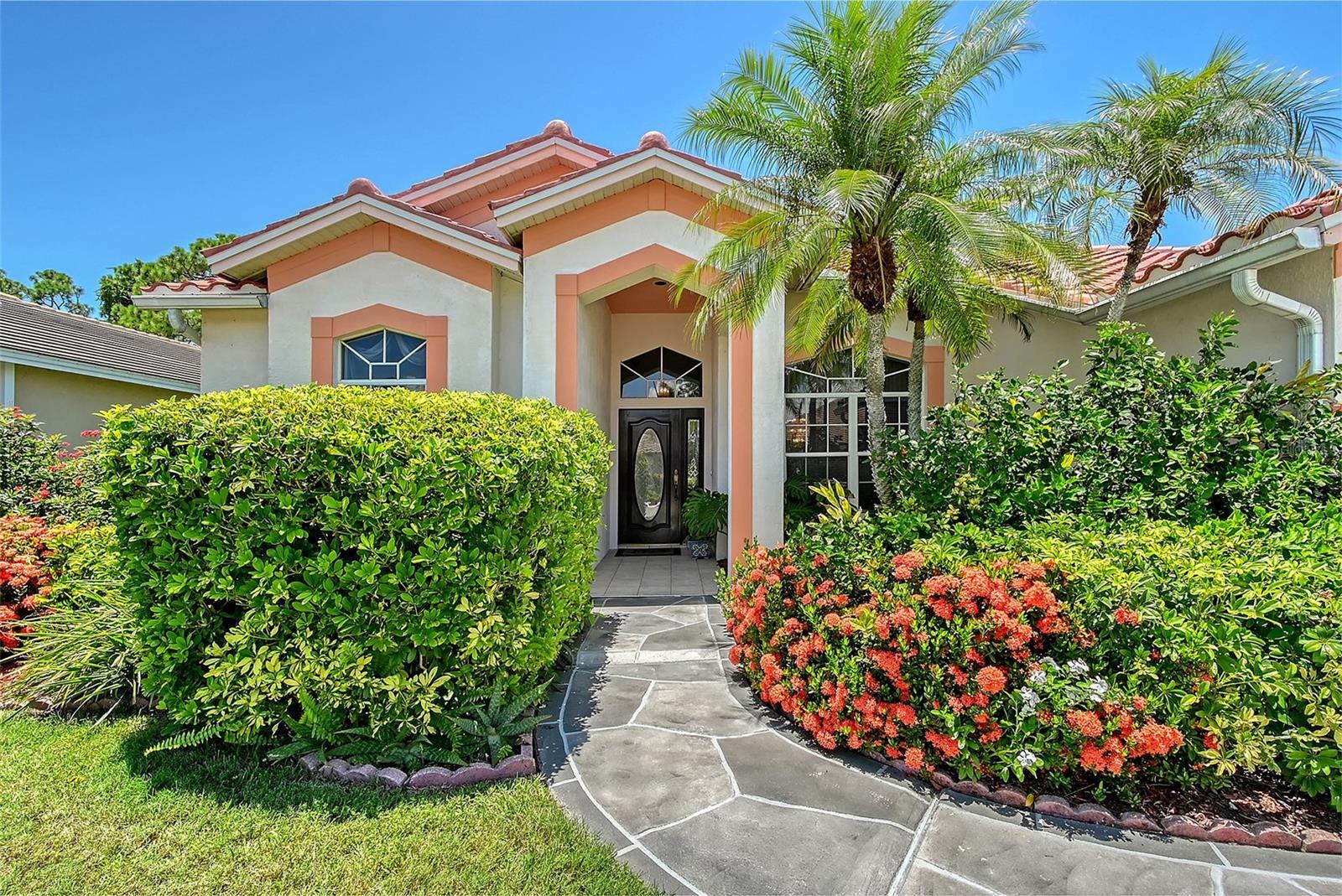 Property Photo: 8924 Huntington Pointe Drive FL 34238