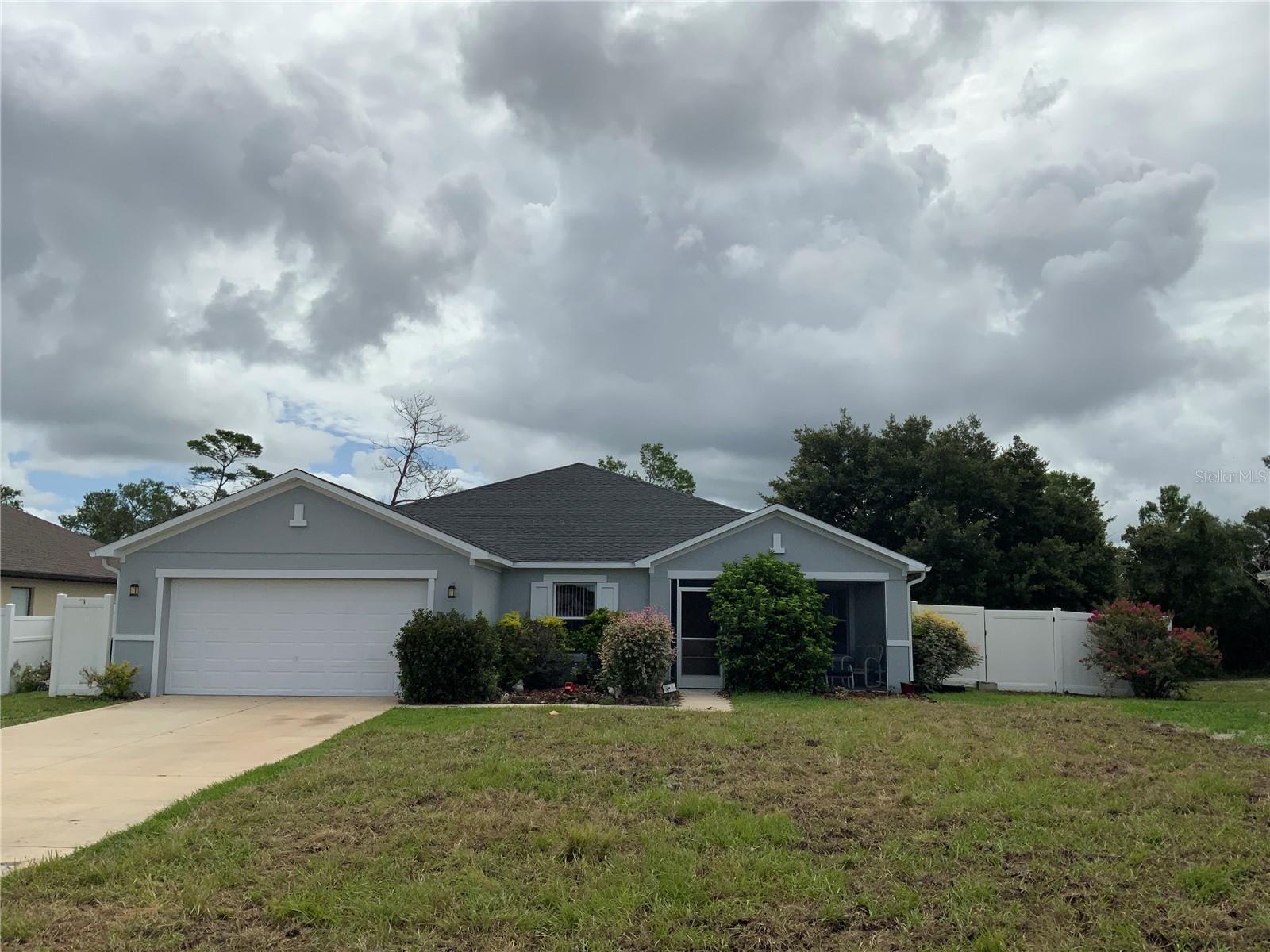 Property Photo: 3339 Croton Avenue FL 32738