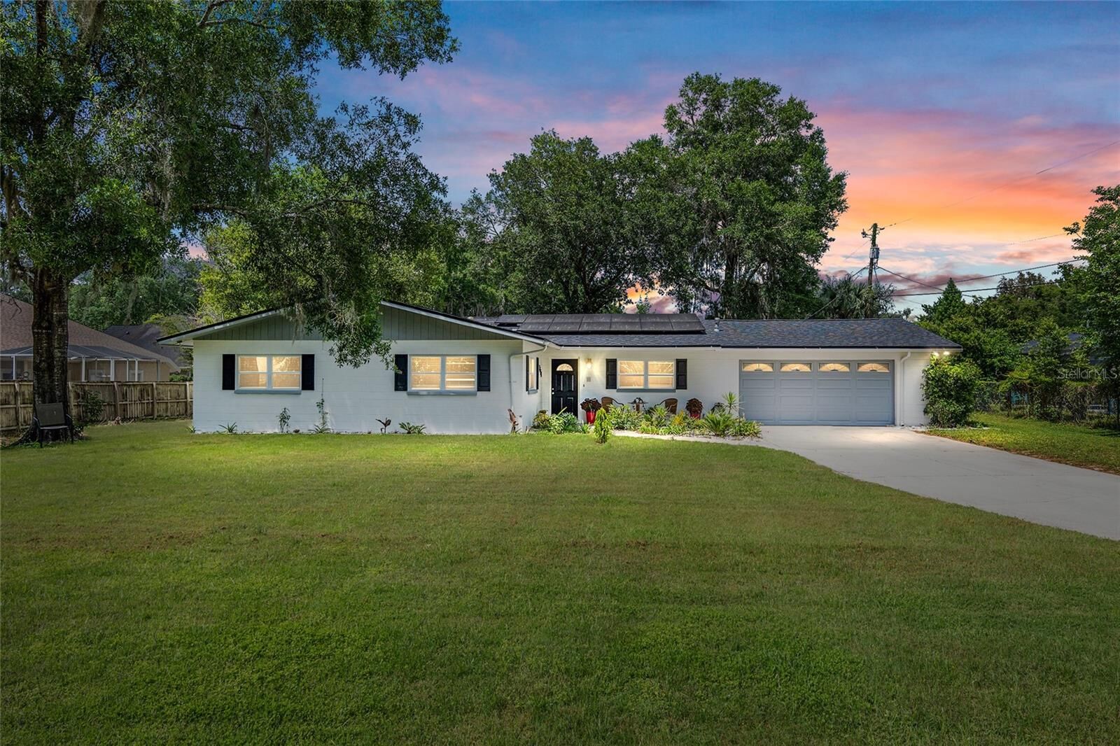 Property Photo:  3658 NW 39th Place  FL 32605 