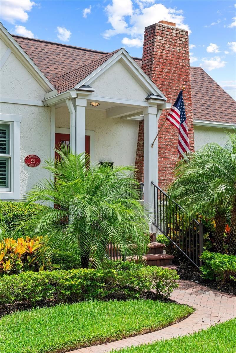 Property Photo:  521 Sheridan Boulevard  FL 32804 