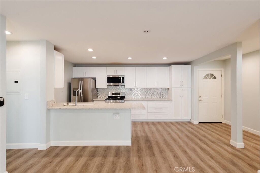 Property Photo:  4727 W 147th Street 114  CA 90260 