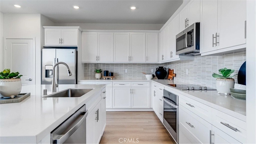Property Photo:  2654 Birdsong Privado Avenue  CA 91761 