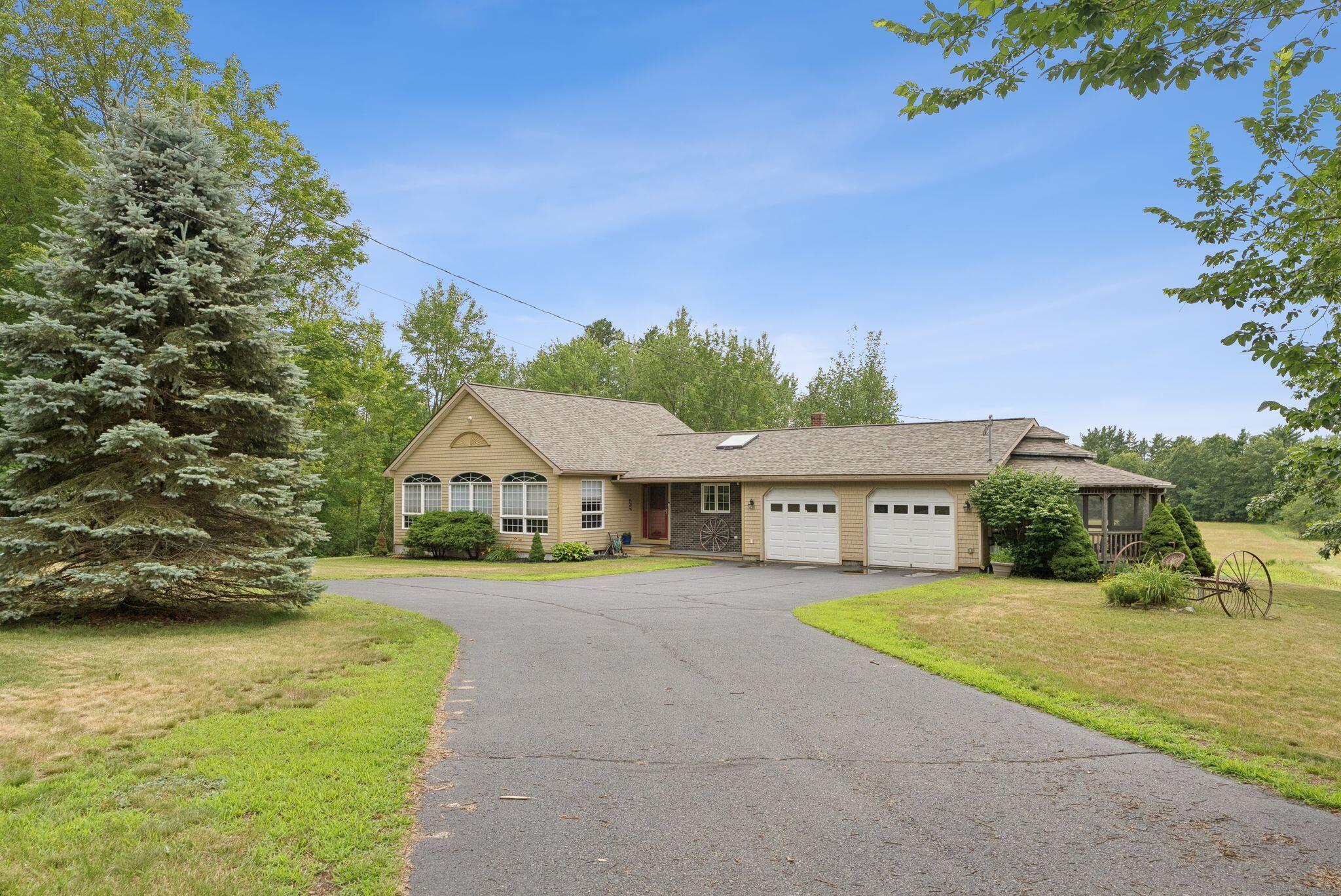 Property Photo:  107 Kennebunk Road  ME 04002 