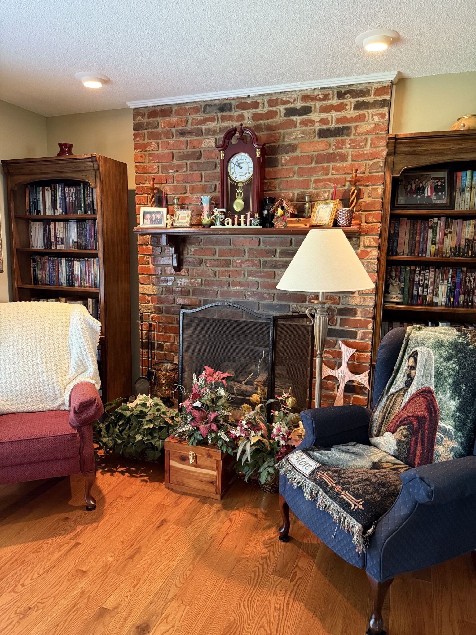 Property Photo: 1710 Deer Hollow Dr TN 38464