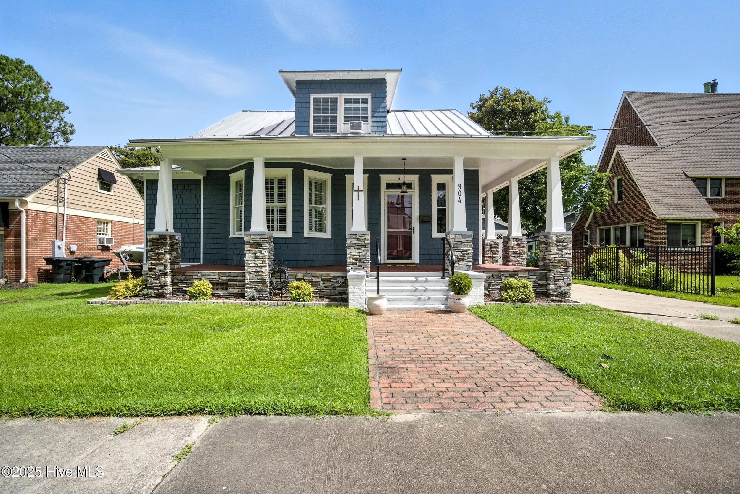 Property Photo: 904 W Church Street NC 27909